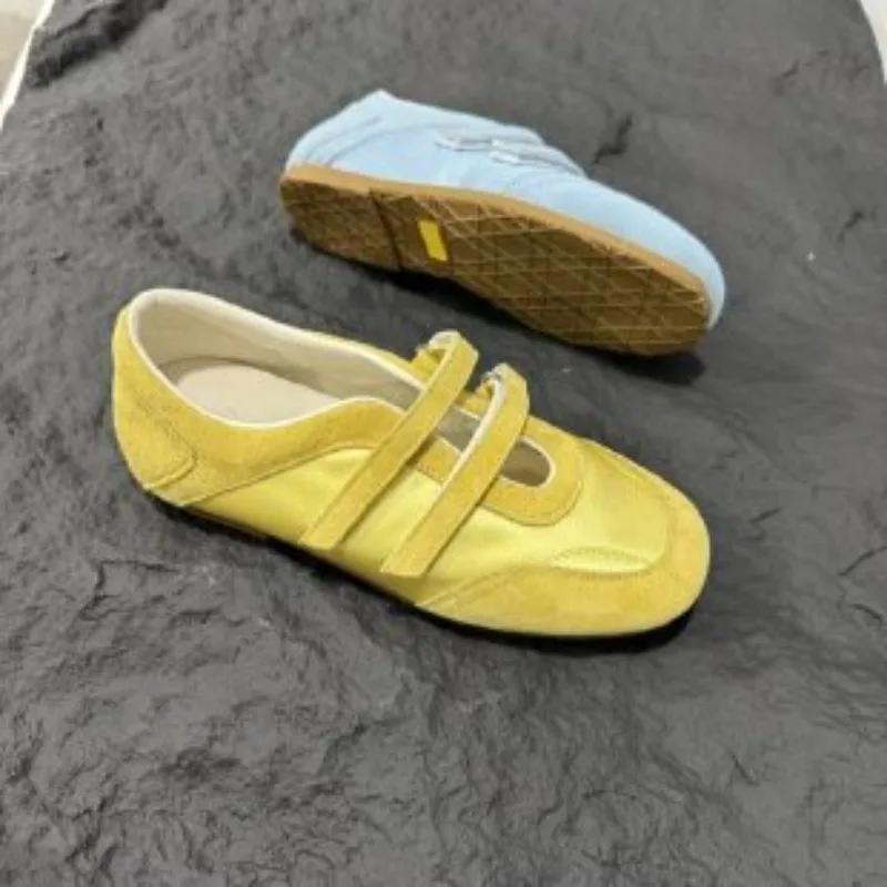 Fashion 2025 New Hot Sale Hollow Women's Vulcanize Shoes Outdoor Walking Soft Bottom Sneakers Versatile Comfortable Ladies Casual Shoes