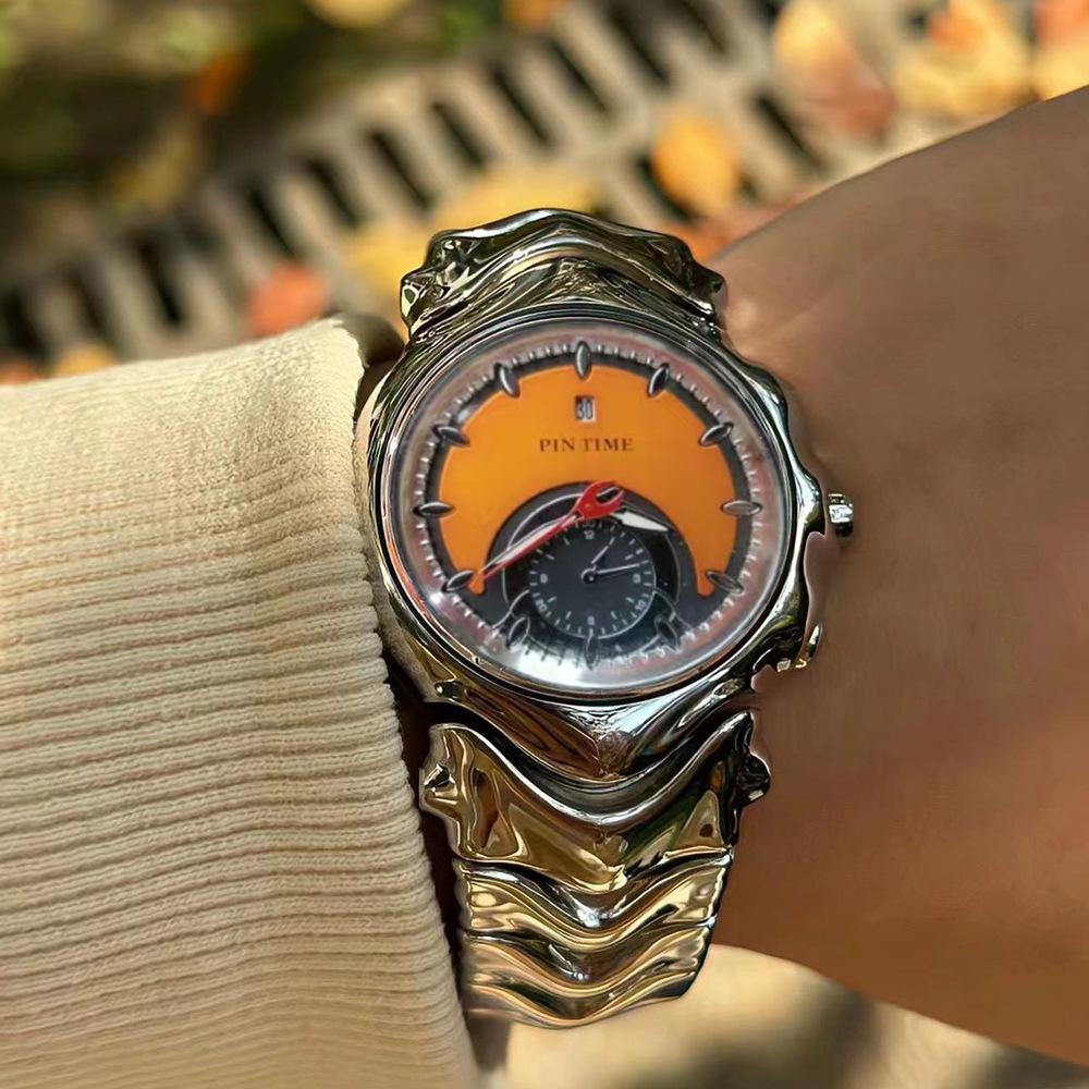 Medieval Y2K Millennial Special-Shaped Original Wind Judge Non-Mechanical Retro Men S Watch Fashion Quartz