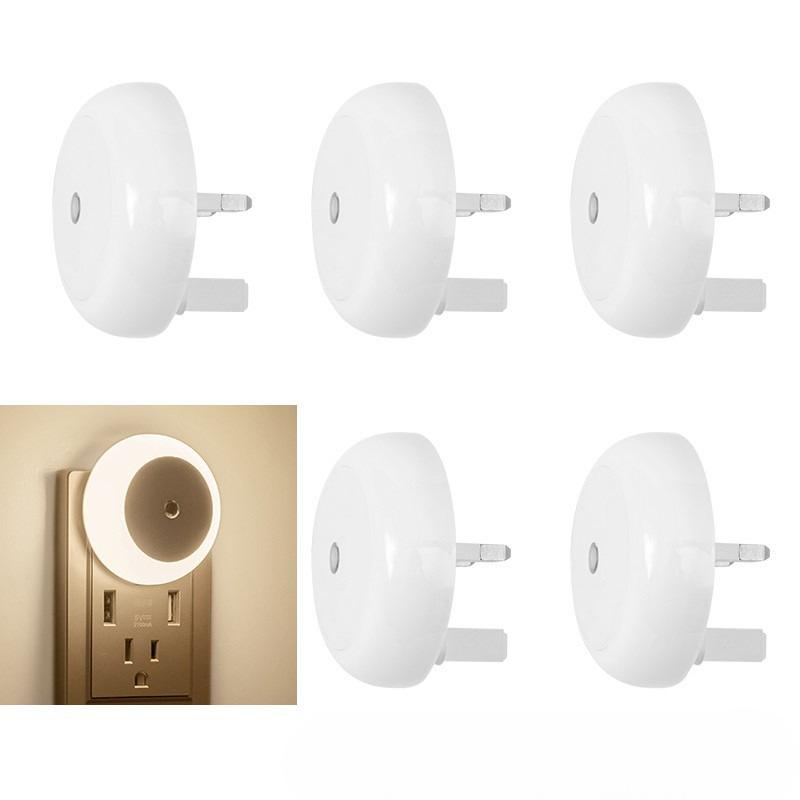 Plug In Light Controlled Sensor Smart Night Light With  Control Switch Suitable For Corridors, Bedrooms, Children's Rooms, Kitchens Stairs.