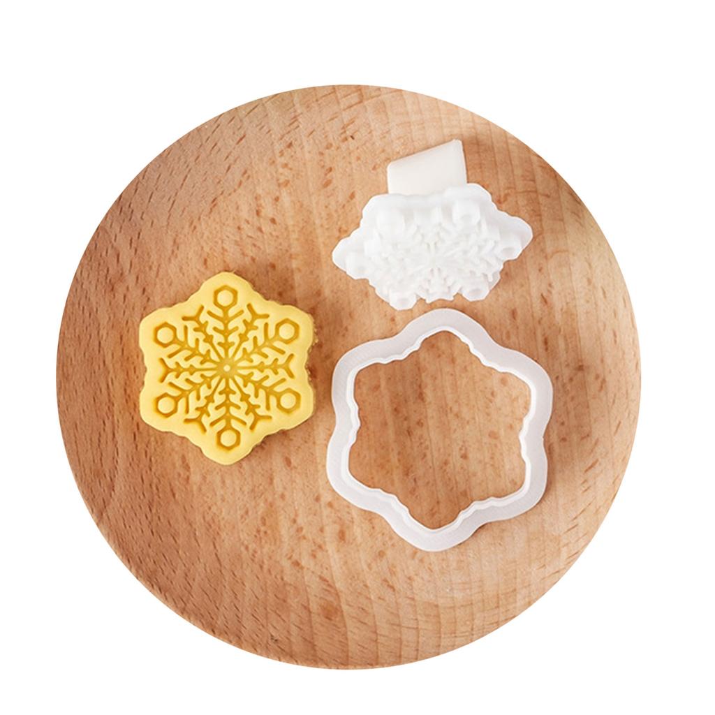 Christmas Snowflake Cookie Cutters Pressable Biscuits Mold Plastic Cookie Stamps DIY Cake Baking Tool Easy to Clean