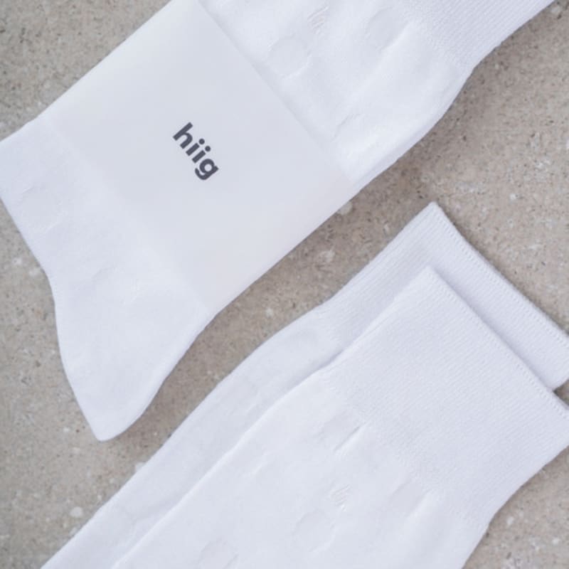 hiig [no.440] white dot socks