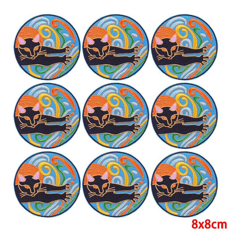 10 Pcs/lot Wholesale Embroidery Patch Iron On Patches For Clothing Patches On Clothes Jackets Decor Applique Sew Supplies