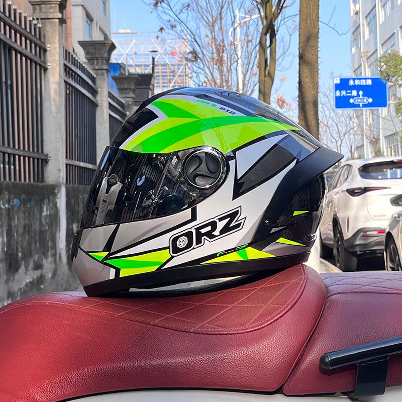 Motorcycle helmet full helmet men and women winter warm safety four seasons knight electric vehicle locomotive full