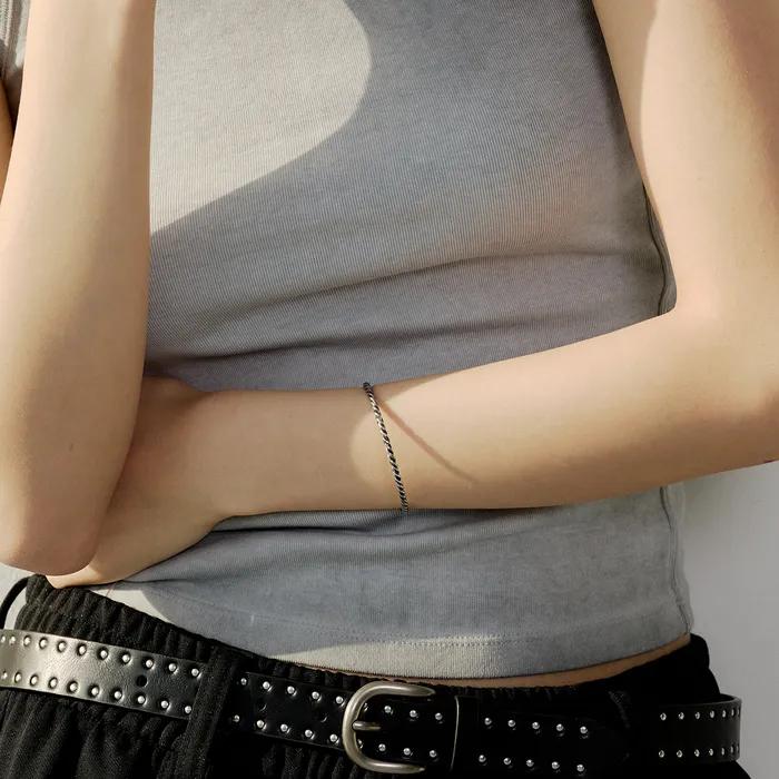 SIB-26SS4 925 Silver Spear Essential Twisted Bangle Bracelet