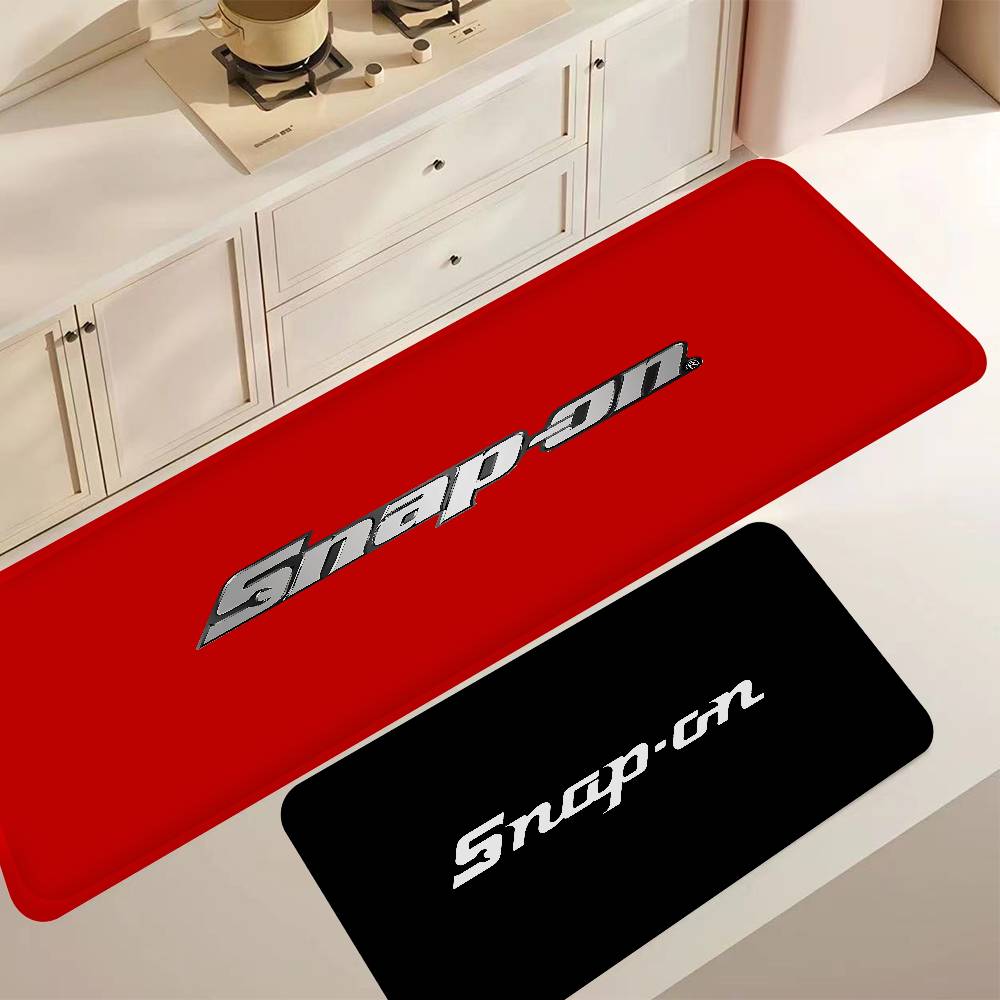 S-Snap On Logo Room Mats Anti-slip Absorb Water Long Strip Cushion Bedroon Mat Household Carpets
