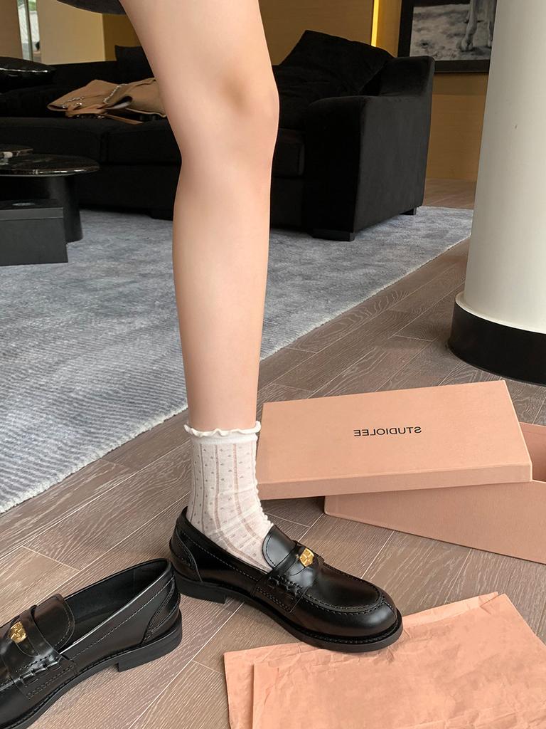 Fashion Womens Derby Shoes Black Flats British Style Casual Female Sneakers Ladies' Footwear Shallow Mouth Loafers With Fur Soft 2025