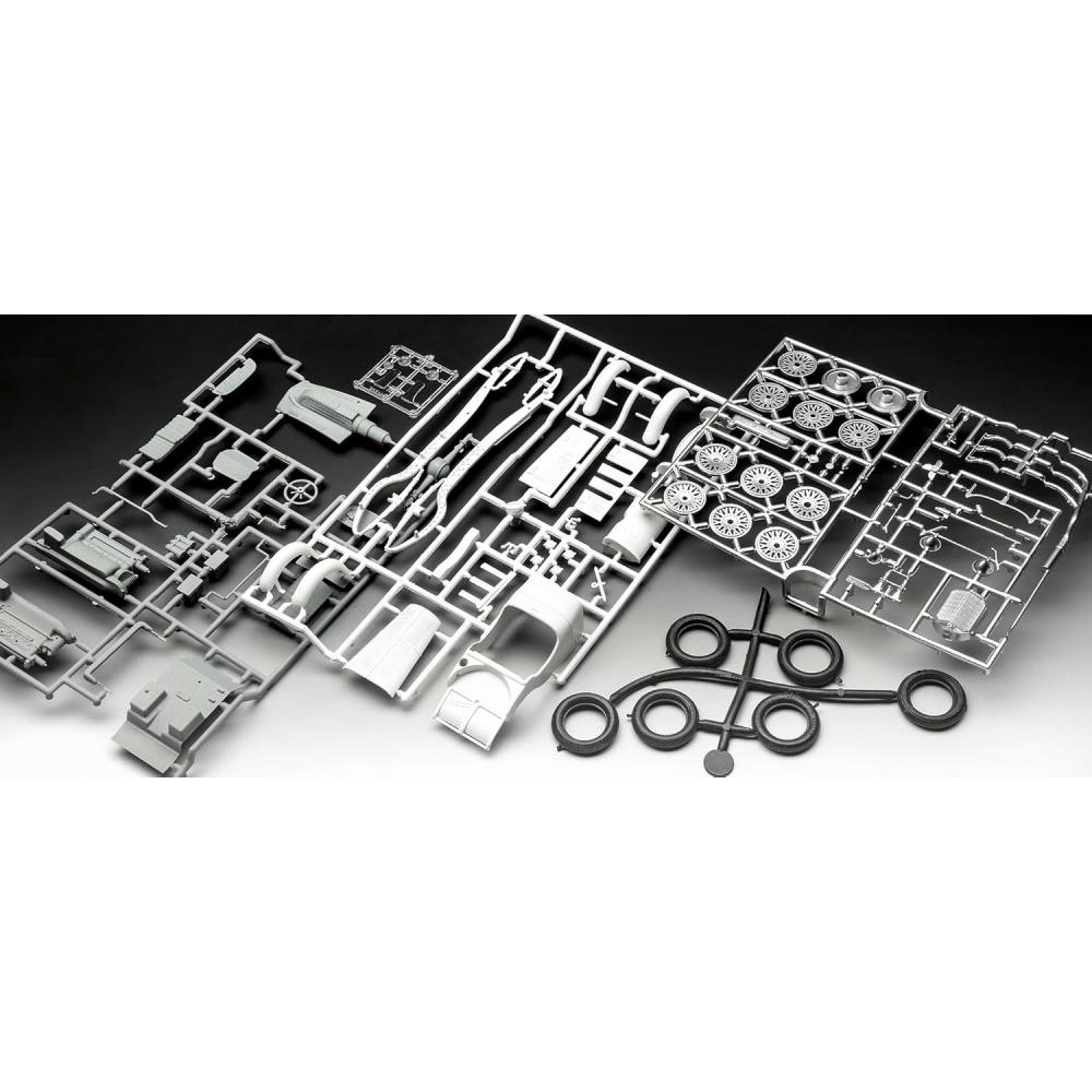 German Level  Revell  1 32 Mercedes Benz Sskl Model 07737  Car 