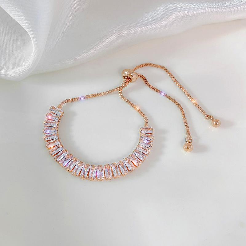 Nuovo Bracciale da Donna Regolabile Placcato Oro Lucido Completamente Intarsiato di Strass Forma a Goccia Moda Bracciale in Zircone Gioiello Regalo