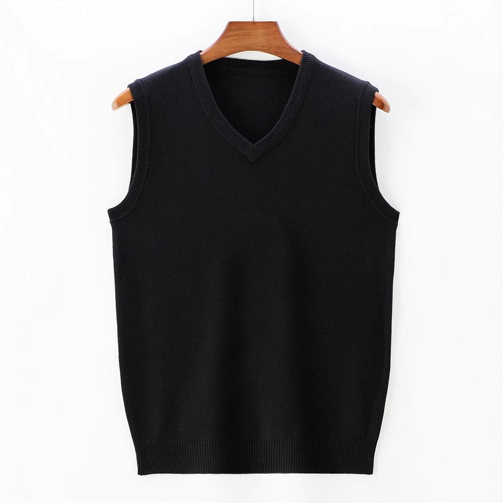 Men's V-Neck Red Knit Vest: Warm Autumn/Winter Waistcoat