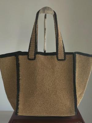 Minimalistische Raffia-Tragetasche - Trendige & vielseitige Strohtasche für Strandurlaube & Pendelfahrten
