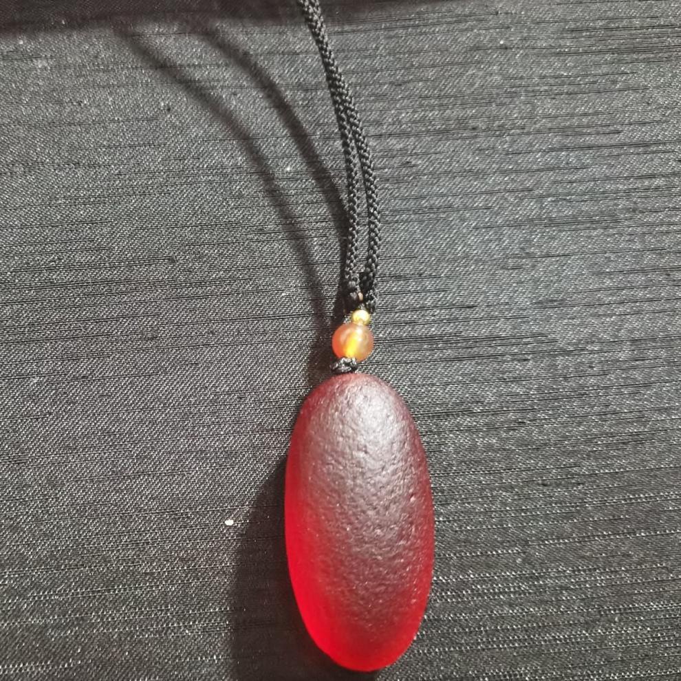 Korla Wüstenmeteorit Roter Energiestein Anhänger