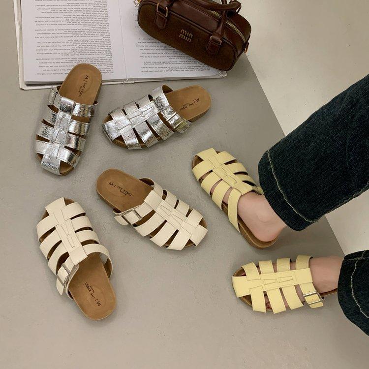 Thick-bottomed bag head slippers for women to wear 2025 summer models for pregnant women, flat-bottomed breathable pig cage sandals, lazy people pe