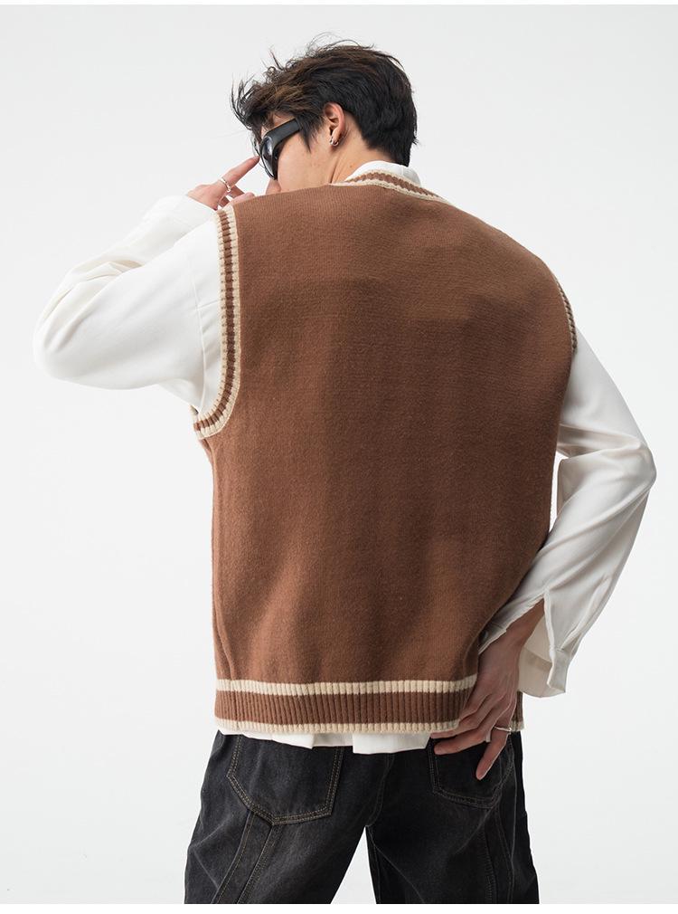 Unisex Retro Japanese Color Block V-neck Knit Vest, Basic Loose Sleeveless Sweater, Versatile Niche Style