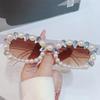 Fashion Vintage Pearl Sunglasses Women Punk Luxury Designer Diamond Square Shades UV400 Trendy Elegant Ladies Sun Glasses