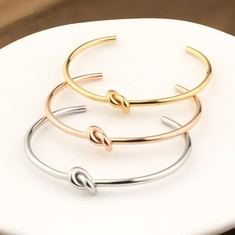 Simple New Fashion Titanium Steel Bracelet for Women Love Knot Titanium Steel Bracelet Peach Heart Open Bracelet Creative Gifts
