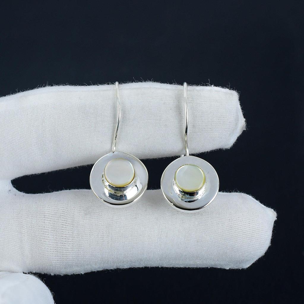 Kolczyki z naturalnej masy perłowej, Kolczyki ze srebra próby 925, Ręcznie robiona biżuteria boho w kolorze srebrnym, Wiszące kolczyki, Prezent na Święto Dziękczynienia