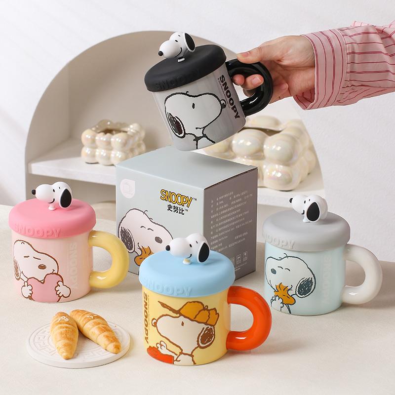 Snoopy Keramikbecher mit Deckel - Ideales Geschenk für Mädchen, das Büro oder das Zuhause