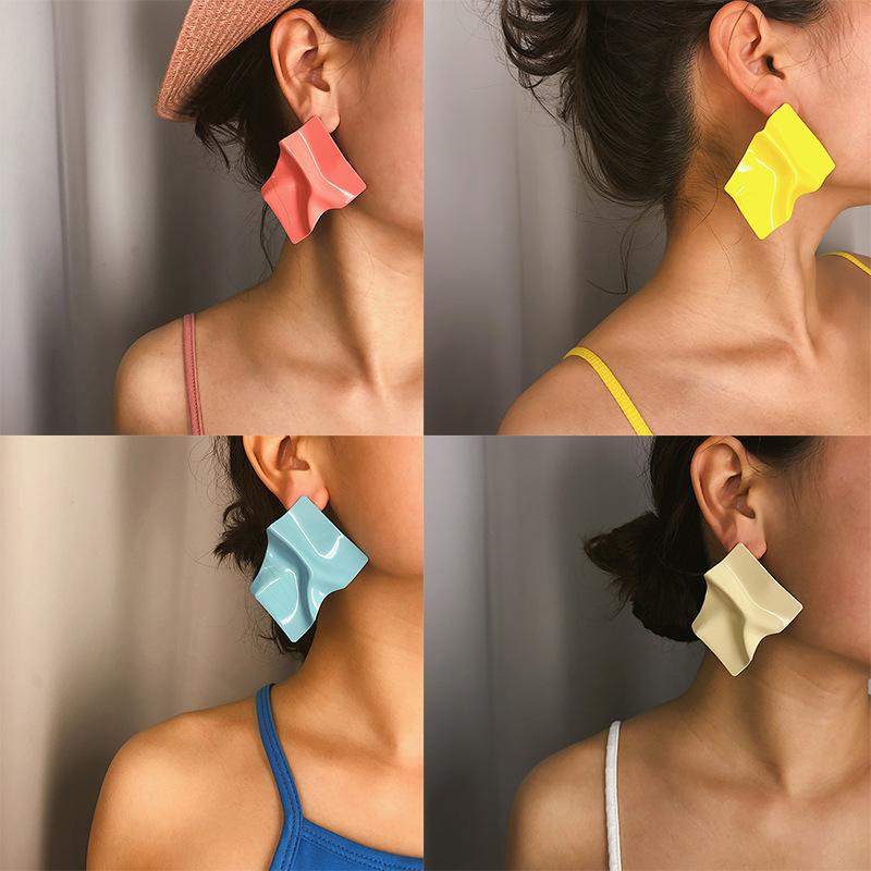 Light Luxury Irregular Metal Pleated Earrings Female, Candy Color Simple Temperament Geometric Large Stud Earrings Pendant