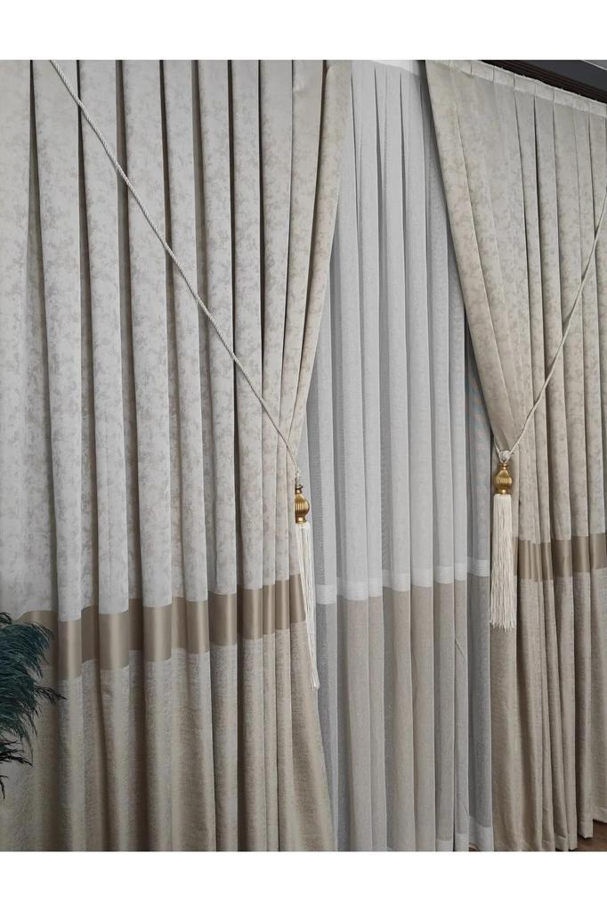 Závěs EPeddler Home s jedním křídlem na pozadí, pevně skládaný, žakárový, se světlým vzorem