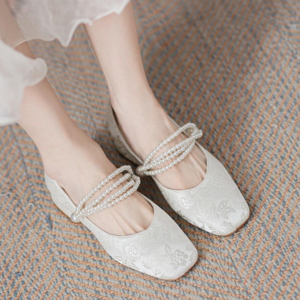Fashion Mary Jane Shoes Large Size Women's Shoes New Chinese Style Square Head Thick Heel Beaded Belt Low Heel Mary Jane Shoes for Woman