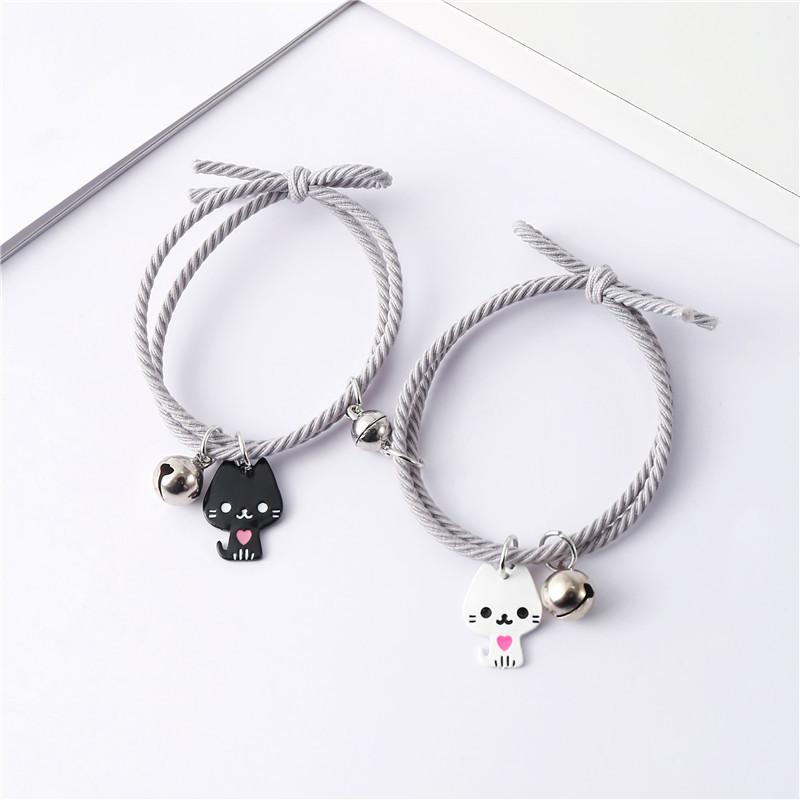 Bracciali Di Coppia Magnetici Bianco E Nero Con Ciondolo Gatto: Uniti Anche A Distanza