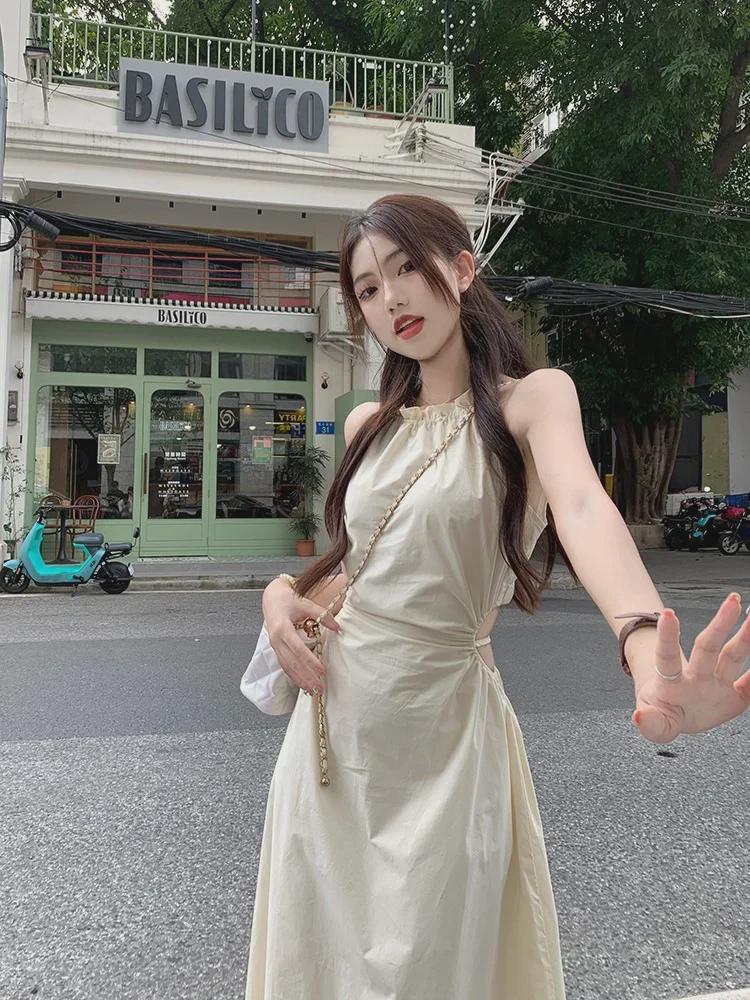 Damen Neckholder Quastenkleid: Hohle Taille, Bindegürtel, Slim Fit Langer Rock, Urlaubsstil.