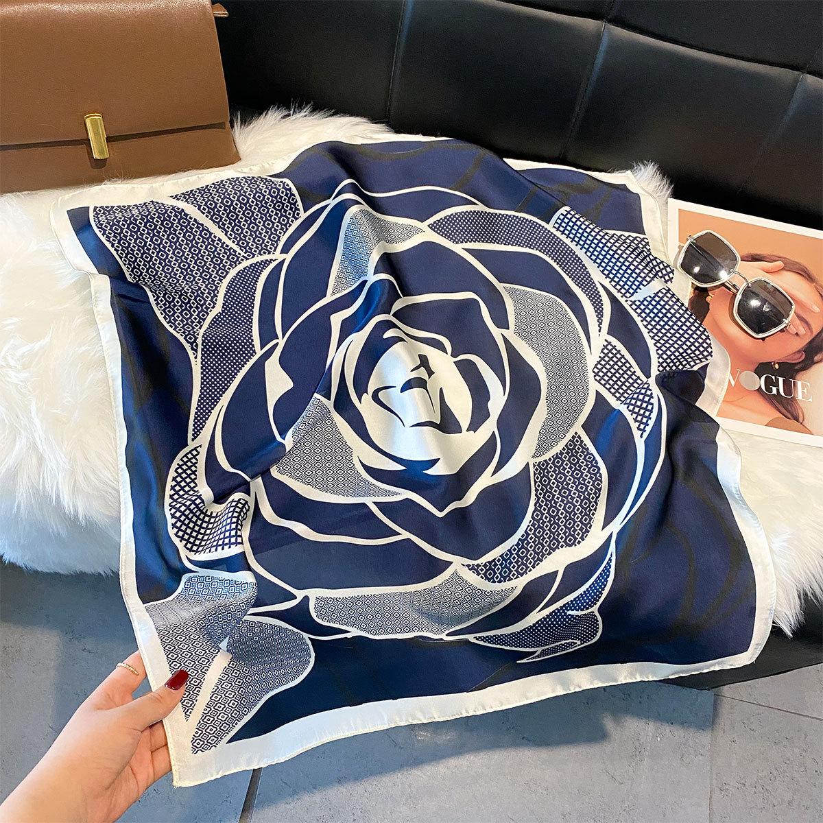 

Весенний квадратный шарф 70 см Высококачественный шарф из искусственного шелка Женский модный платок на голову Универсальный маленький шарф 70*70 темно-синий