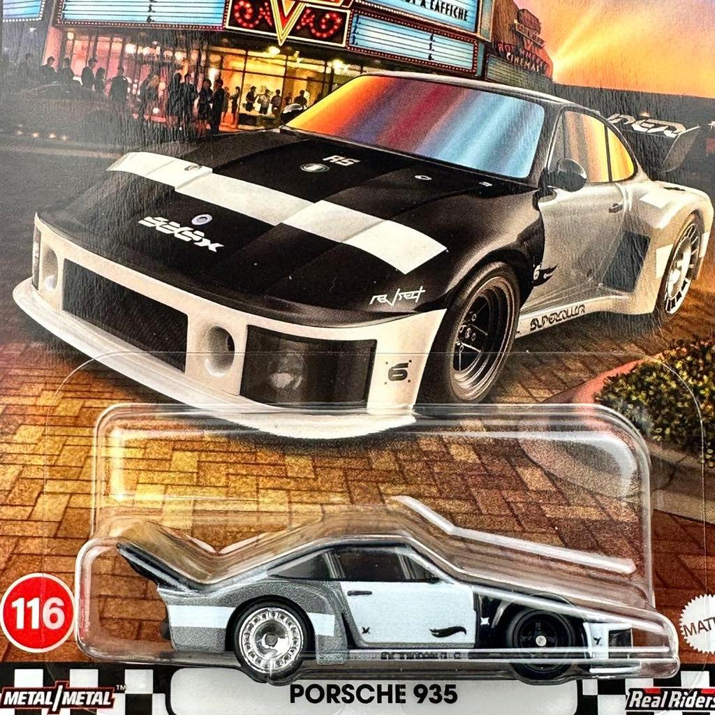 Hot Wheels Premium Mini-Auto Boulevard Porsche 935 Schwarz und Weiß