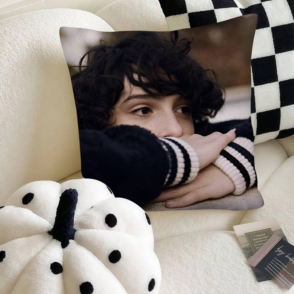 Schauspieler Finn Wolfhard Kissenbezug Mode Quadratischer Kissenbezug Schlafzimmer Sofa Raum Ins Dekoration Freizeit