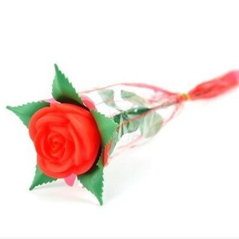 Glow In Dark Artificial Vivid Rose Flower Holiday Romantic Bunch Rose With Led Light Bulbs Valentine Gift For Girlfriend Wife