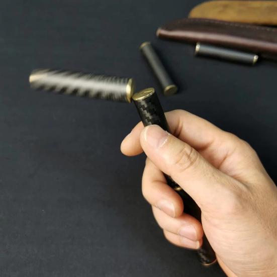 Stick magnetic pentru ameliorarea stresului, fibră de carbon, cu trei secțiuni, jucărie, pix portabil