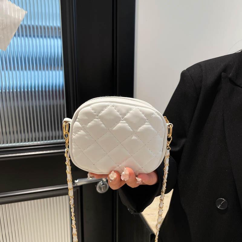 Handytasche mit strukturierter Rhombuskette, neues Nischendesign, Wechseltasche, modischer Temperament-Crossbody-Schulter-Rundbeutel