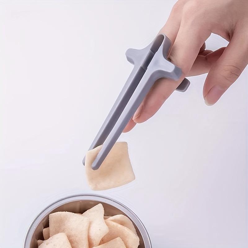 Creative Finger Food Clip Lazy Helper Chopsticks Game Playing Snacks No Mess Hand Chopsticks Finger Sleeve Food Clip