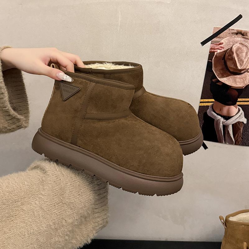 Thickened Warm Big Head Northeast Snow Boots Women's 2025 Winter New Versatile Thick-soled Velvet Short Boots Non-slip Cotton Shoes