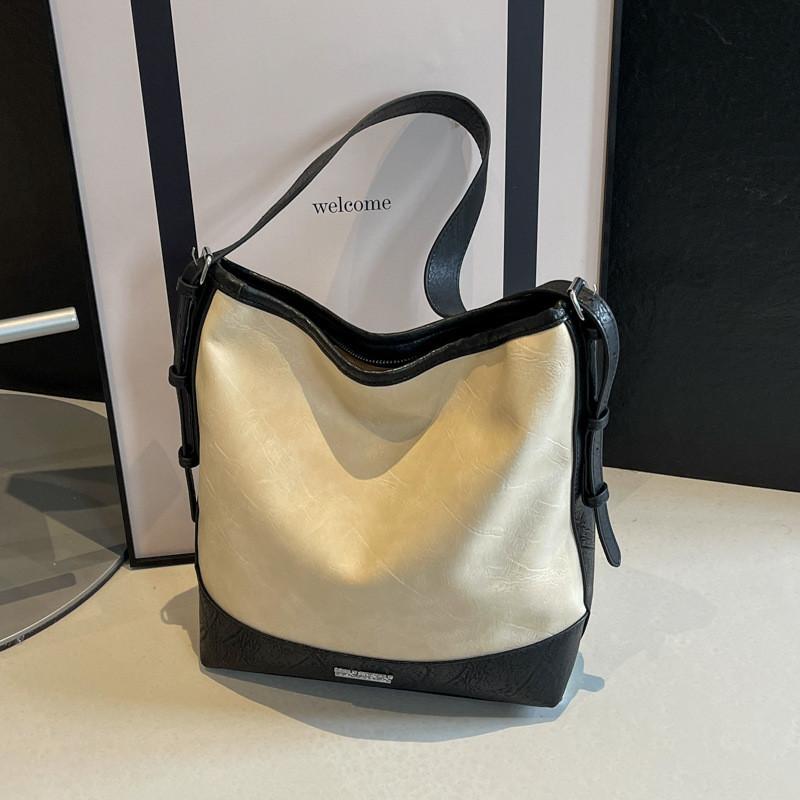 IELGY Casual Soft Surface Large Capacity Summer All-Match One-Shoulder Bucket Bag