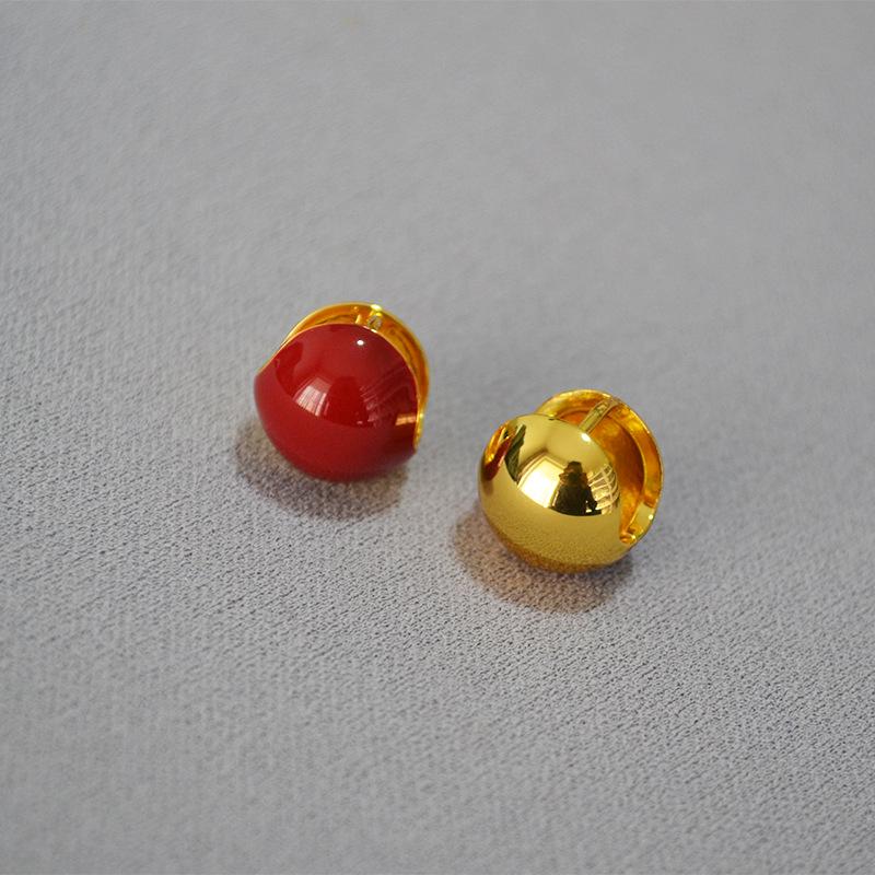 

Праздничные серьги-каффы на ухо с красной акацией на Новый год для женщин вино красного