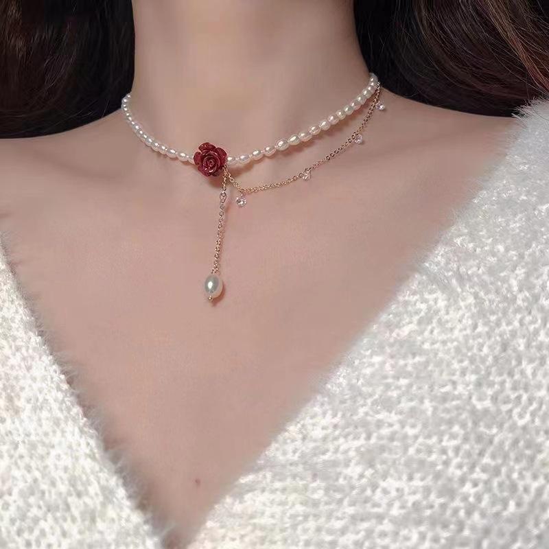 Summer Does Not Fade Pearl Jewelry Necklace Women's High-end Sense Collarbone Chain Niche Design Versatile Pendant