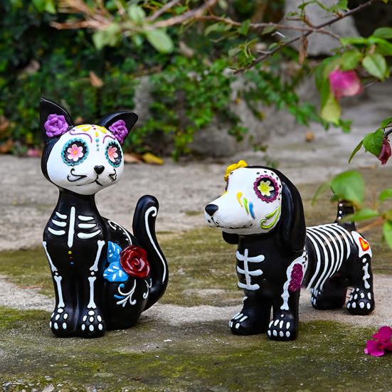 Halloween Ornament Skeleton Cat Dog Shape Resin Statue Indoor Outdoor Cat Sculpture Haunted House Desktop Decor