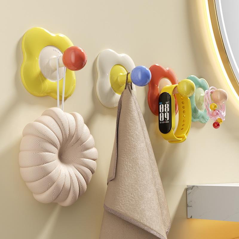 

No Punching, Strong Adhesive Hook, Bathroom, Household, Bathroom, Creative Wall Hanging, Towel Hook Pack of 4