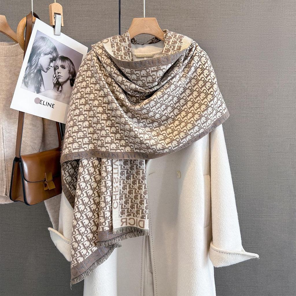 2025 Winter Luxury Women's D-Print Cashmere-Feel Snood: Thick & Warm