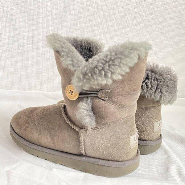 UGG 24.0 Lammfellstiefel 2-Wege Kurz Grau Beige Damen(GEBRAUCHT)