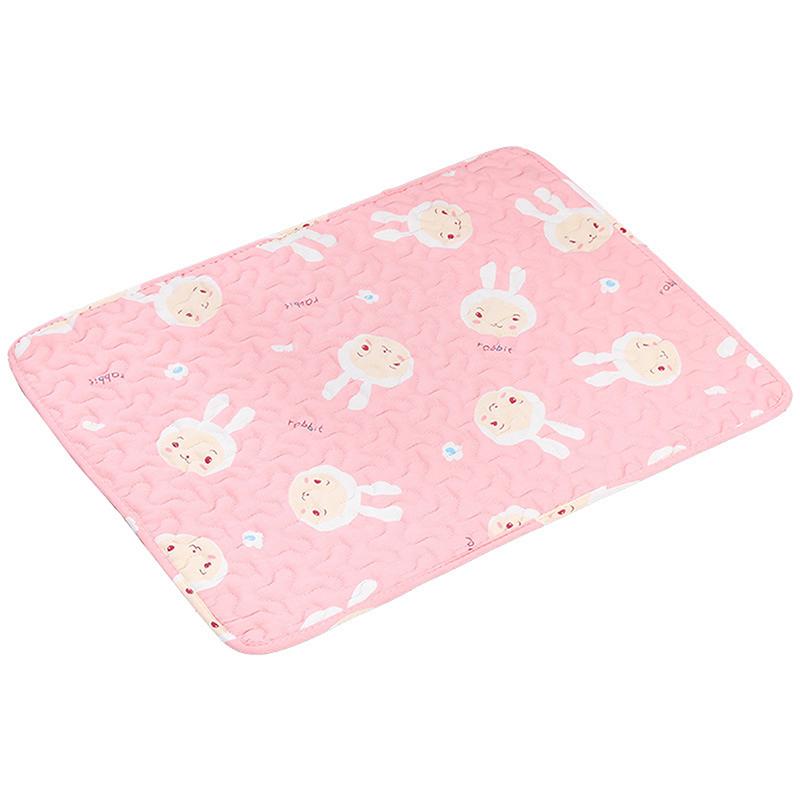 The  Pet Sleeping Mat Is Cool And Comfortable In Summer. It Is Suitable For Large, Medium And Small Cats And Dogs To Sleep In
