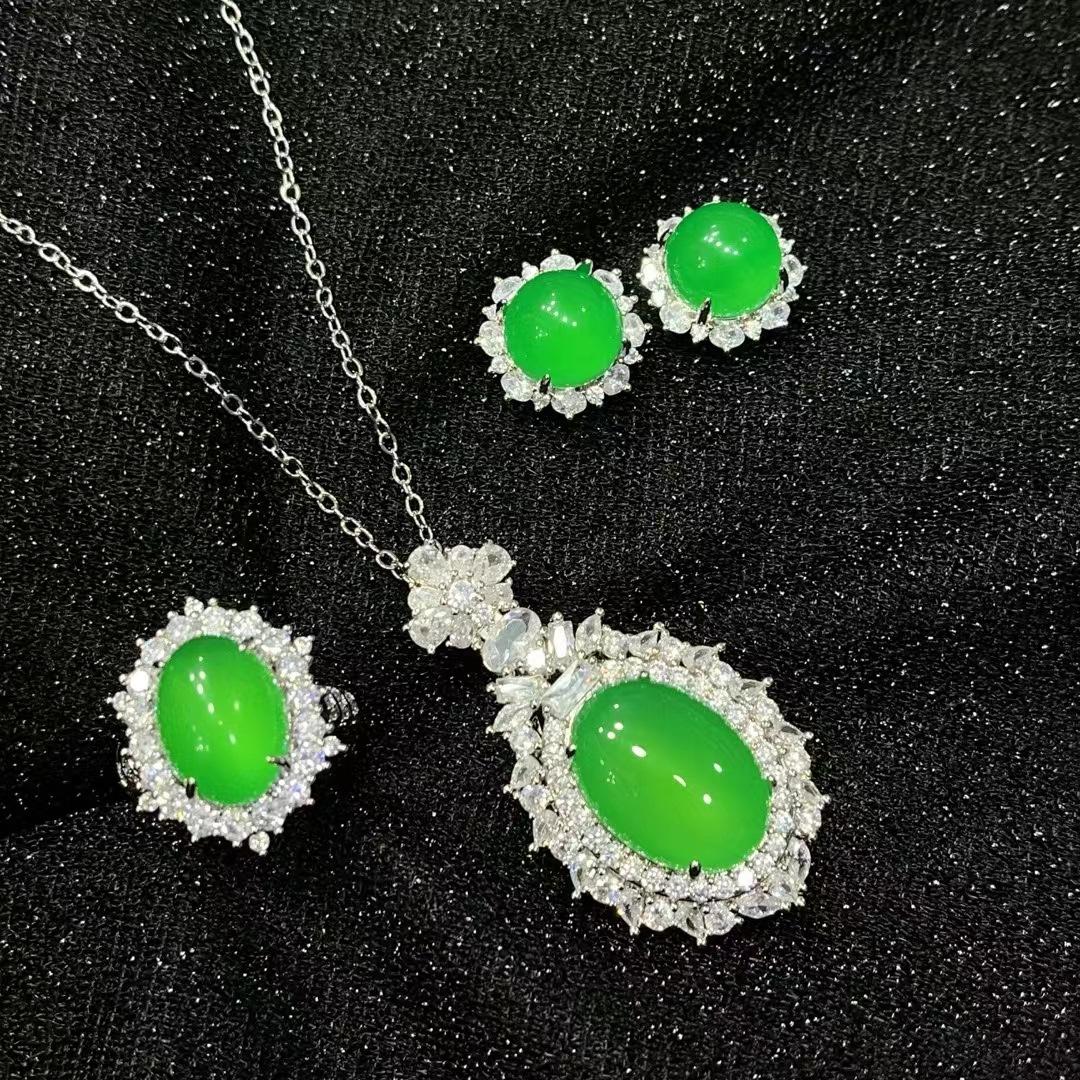 

Natural High Ice Chalcedony Three-Piece Set White Ice Chalcedony Pigeon Egg Pendant Ring Earrings Jade Jewelry Gift Set jadeite green