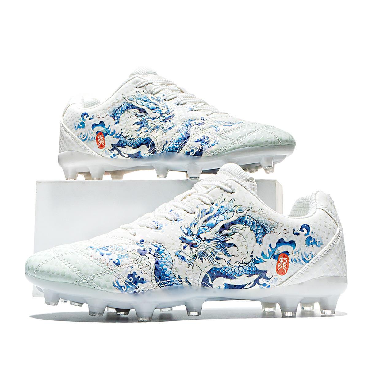 

Clearance processing football shoes broken nails professional anti-skid training shoes high-end quality football shoes directly from the manufacturer 46