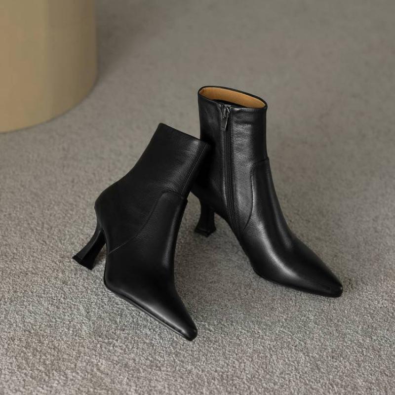 New women's leather large size medium boots solid color rear zipper thin heel pointed autumn and winter comfortable sheepskin Martin boots
