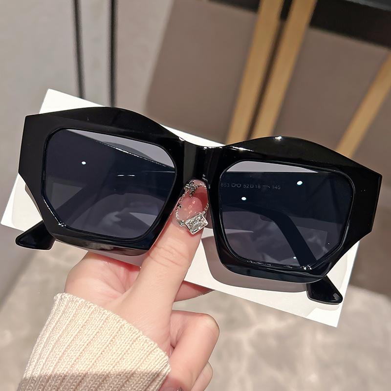 

Fashion Square Frame Sunglasses Trendy Irregular Thick Hip Hop Street Style Glasses чорний