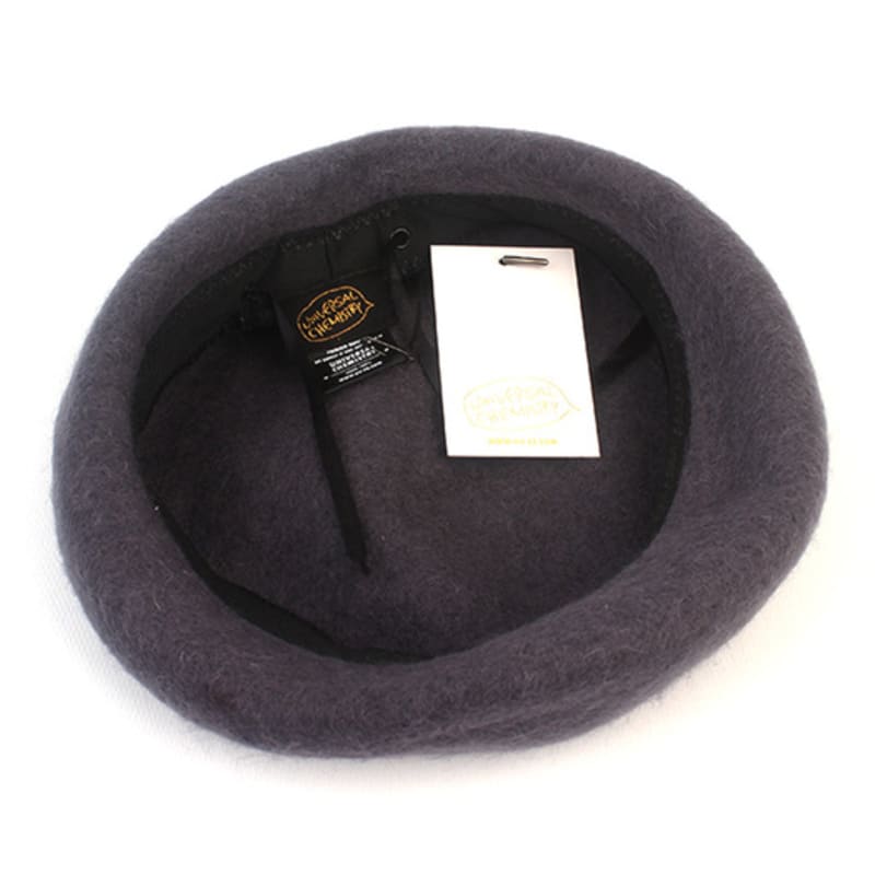 Universal chemistry Wool Dark Gray Bending Beret Beret