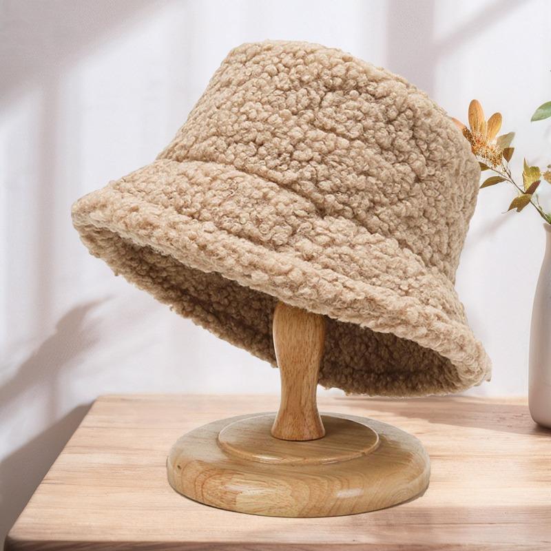 Autumn and winter new thermal hat literary retro letter sticker bucket hat fashionable and simple versatile basin hat tide