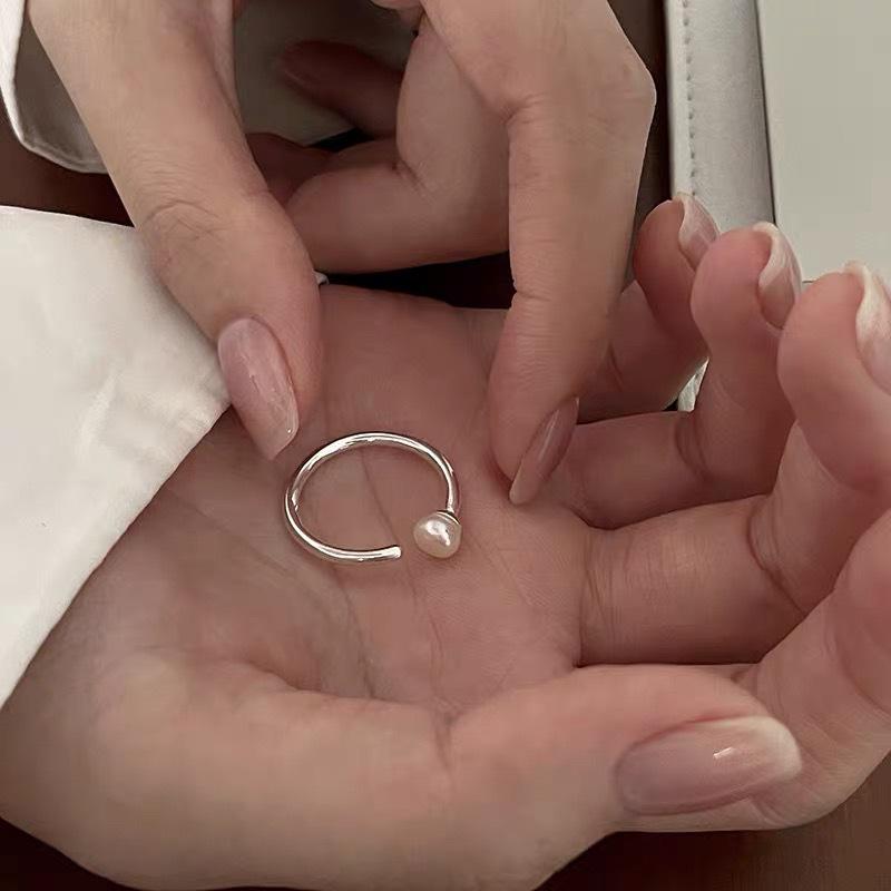 Korean Minimalist Pearl Open Ring - Trendy, Versatile Design for Women