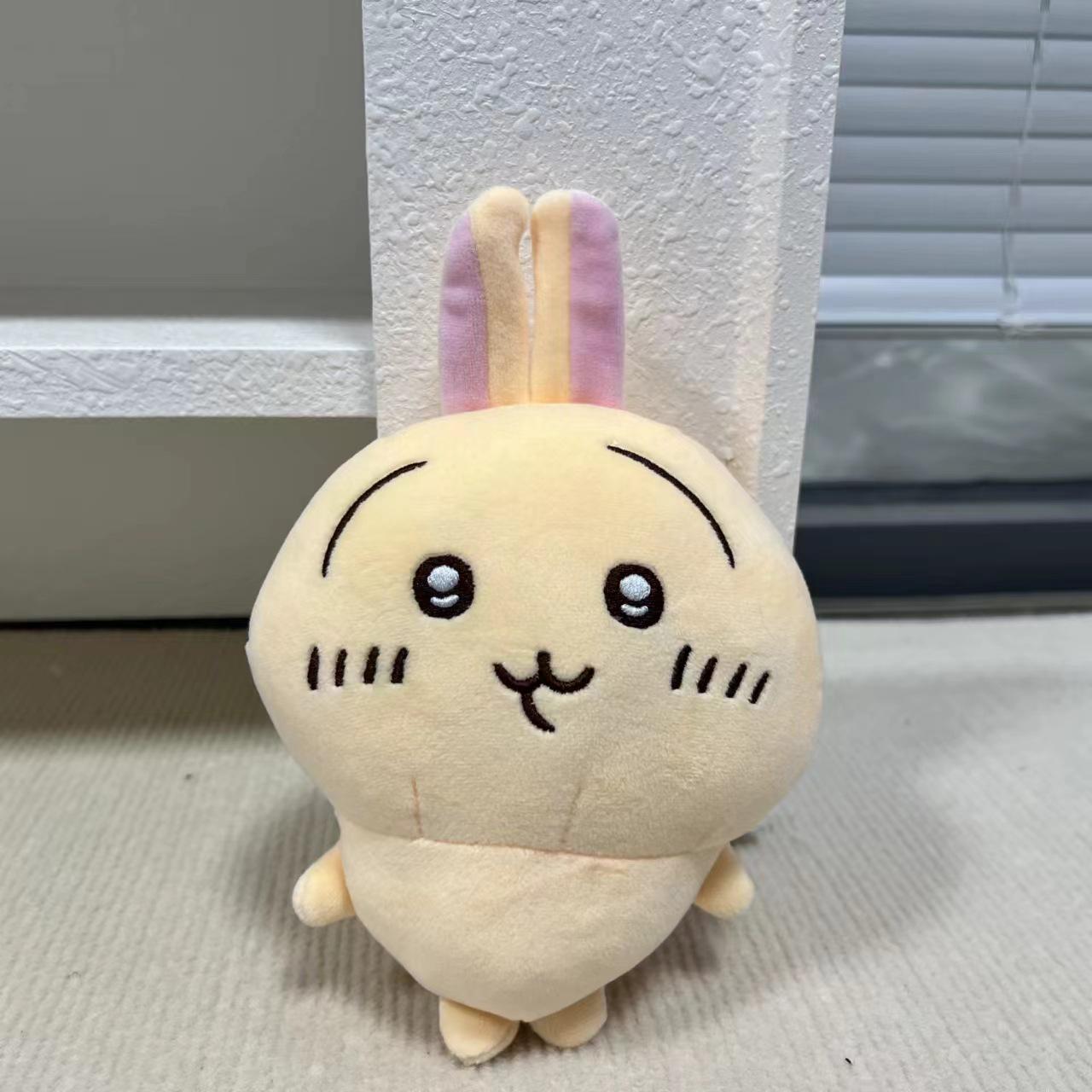 

Мягкий набор «Чикава»: Подушка на прикроватную тумбочку с изображением Усаги, Ики и Сяоба — подарок на день рождения для мужчин 23 cm